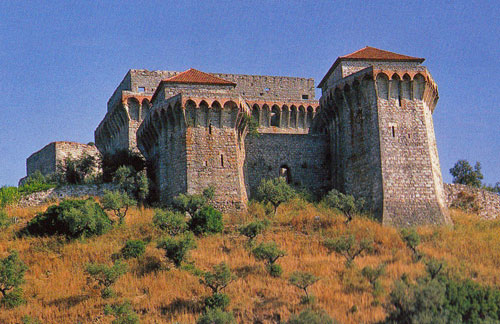 Torres do Castelo de Ourém. Wikipedia